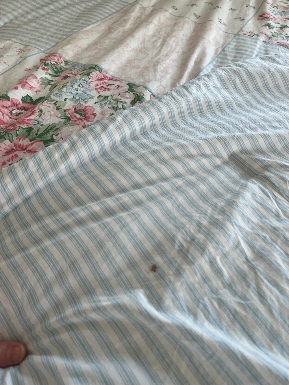 Laura Ashley Hope Patchwork Floral Queen Comforter Cottage Blue Pink Bedding